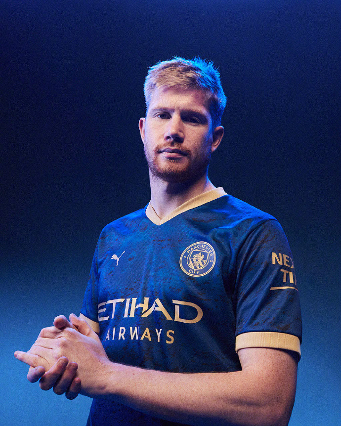 申花与津门虎历史共计交手47次，战绩为20胜17平10负