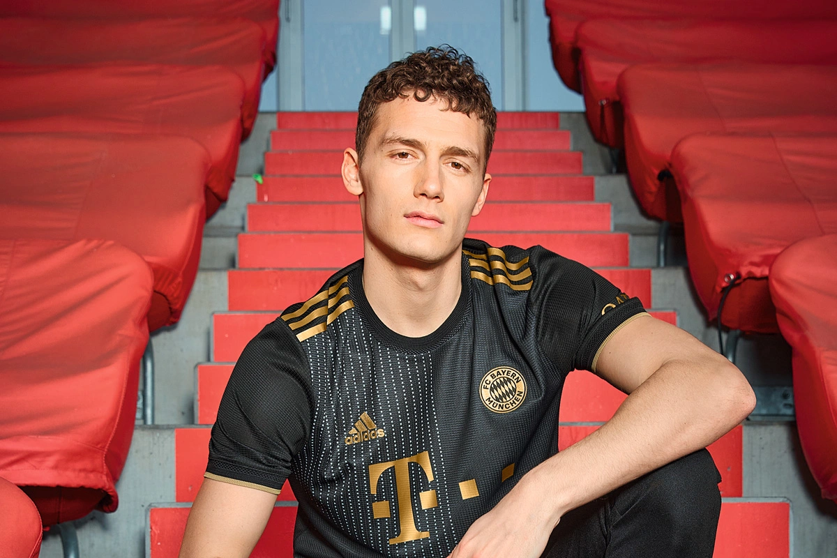 阿斯：利物浦拜仁领跑格伊争夺战，皇马因其高薪高签字费退出