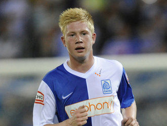 中国女排3-1战胜哥伦比亚提前晋级16强，取得两连胜。