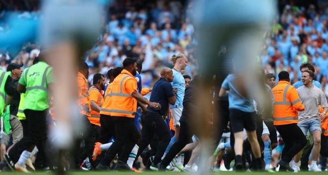 津媒：李嗣镕又帅又能打，首秀4分钟进球排名津门虎队史第一