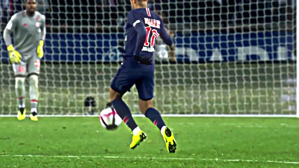 国安vs麦克阿瑟全场数据：控球率69-31，射门8-9