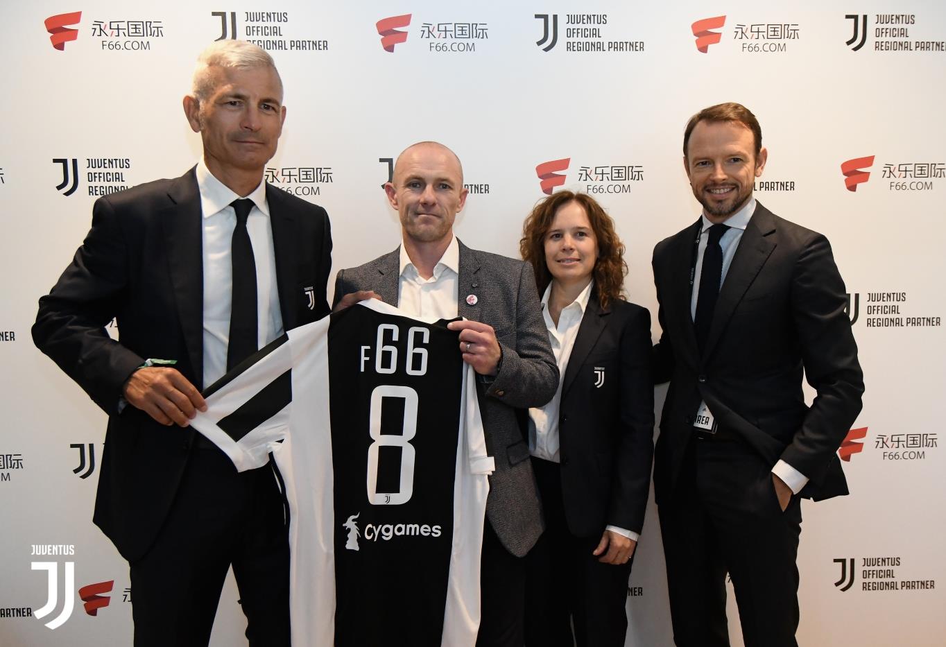 斯图里奇：蓝军阵容太年轻了，他们需要有“老大哥”稳住局面