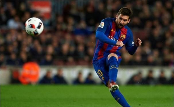 记者：职业联赛颁奖礼时隔6年恢复，拟于12月12日在上海举行