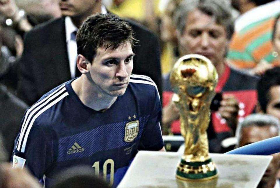 芒特传射建功当选最佳，曼联4比1大胜狼队